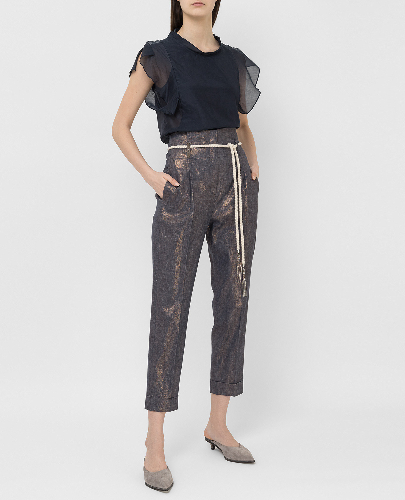 

Dark beige trousers Peserico