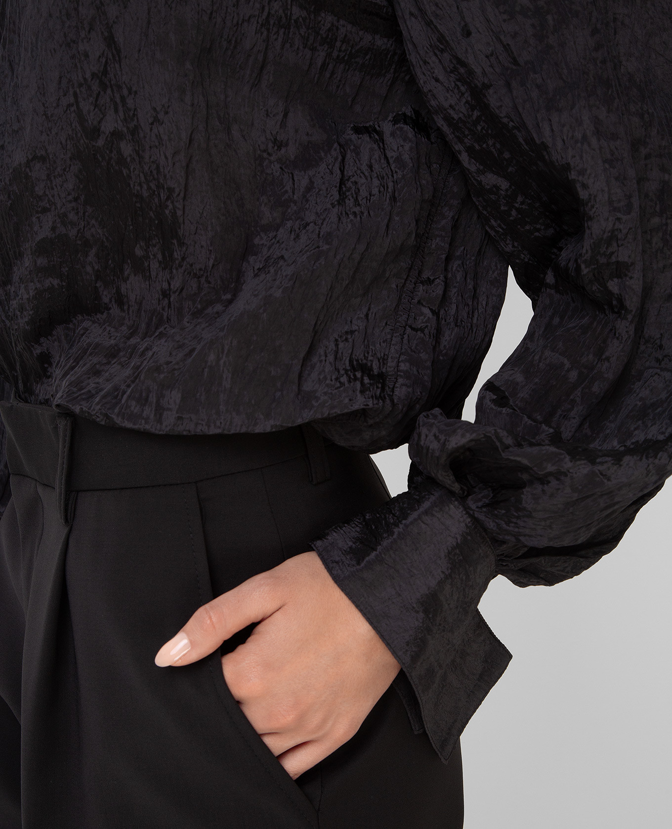 Black blouse Deveaux 5