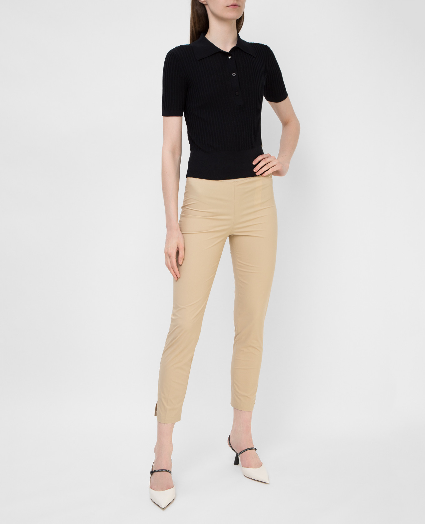 

Beige cropped trousers with slits Twinset