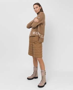 Moncler Quilted down bermuda shorts 2B00003595A2