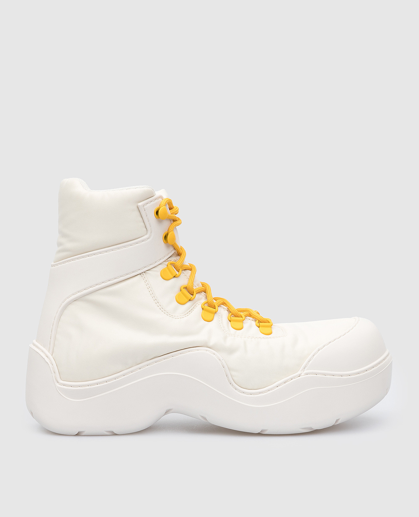 

Light beige Puddle Bomber boots Bottega Veneta