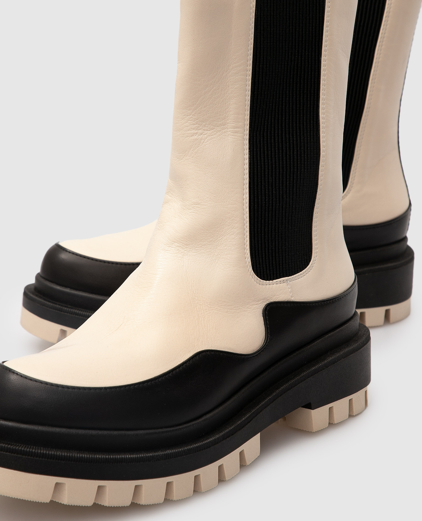 Light Beige Leather Chelsea with Contrast Panel Babe Pay Pls 5