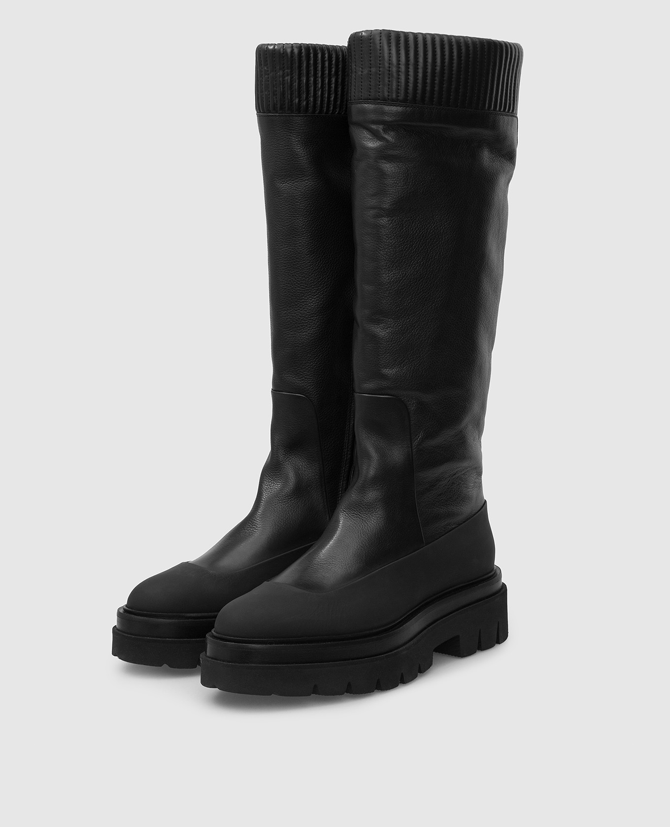 

Black leather boots Santoni