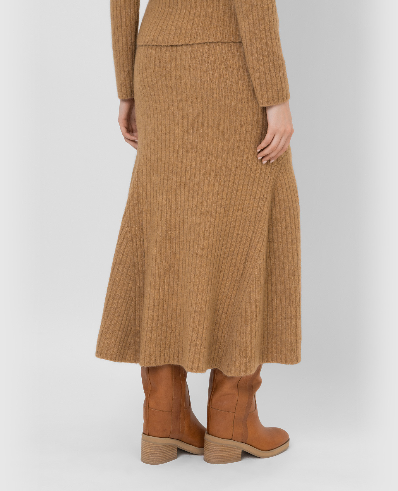 

Alyna tan skirt Nanushka, Brown