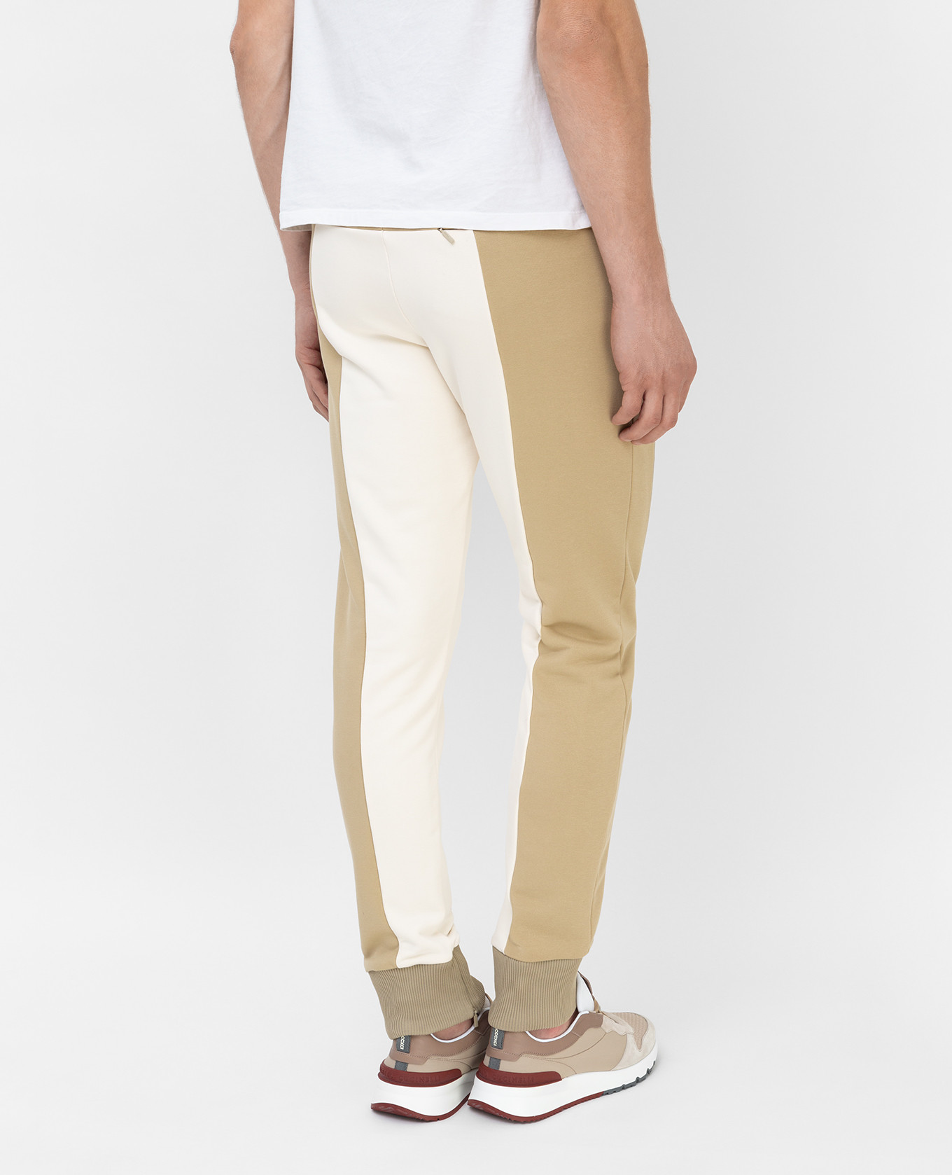 Sweatpants with contrast panels Fendi 4