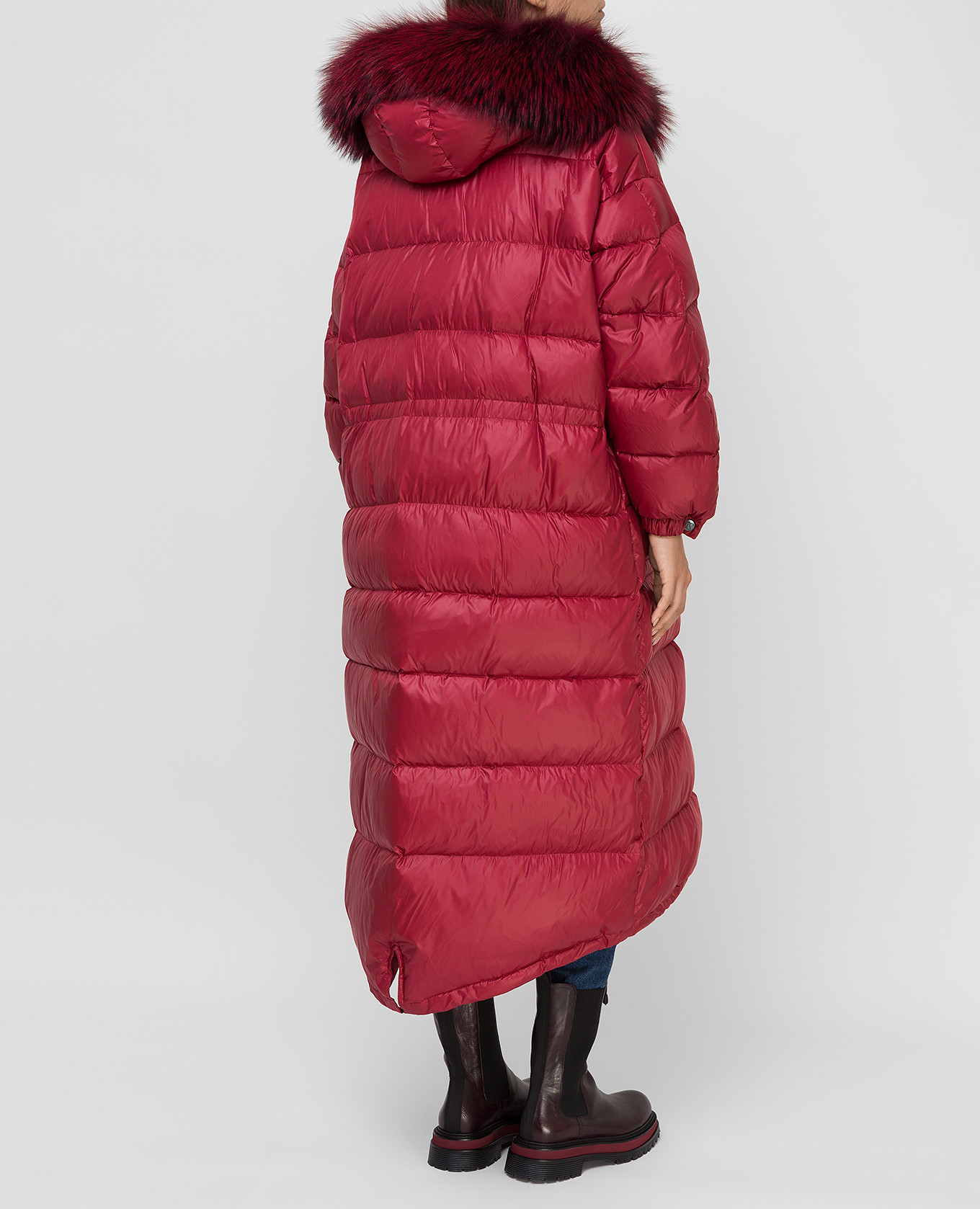 

Dark red down jacket with fox fur Simonetta Ravizza