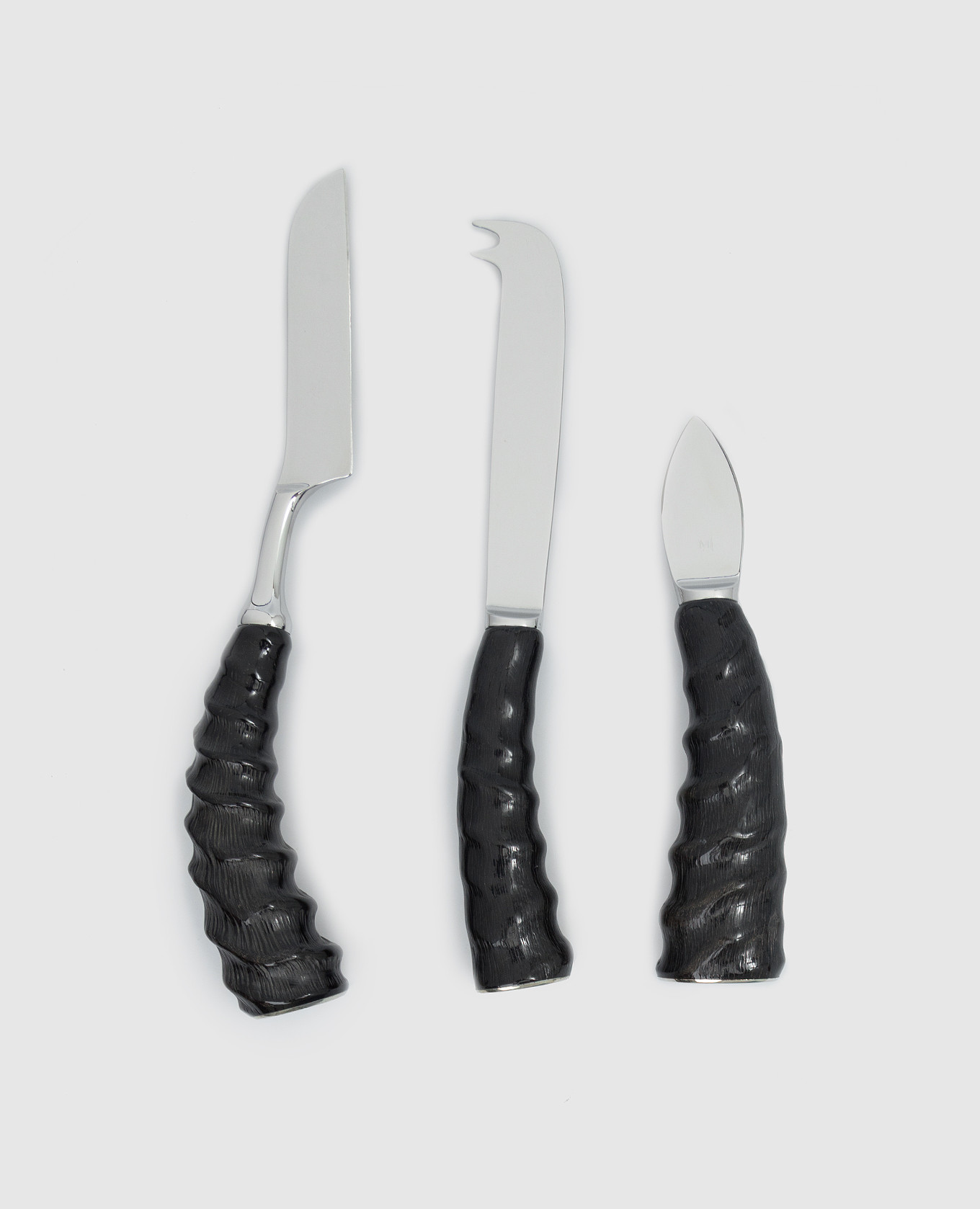 Oryx horn cheese knife set